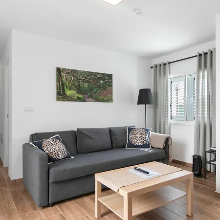 Semesterbostad Casa Otilia Arafo